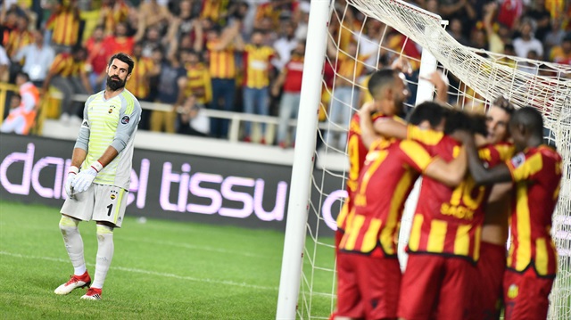 Yeni Malatyaspor ile deplasmanda karşılaşan Fenerbahçe rakibine 1-0 yenildi. 