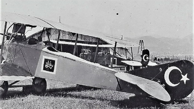 Dünya'nın ilk siyahi pilotu bir Türk’tü!