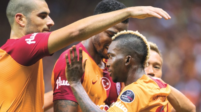 Galatasaray, ligin 2. haftasında ilk kez taraftarlarının karşısına çıktı. 