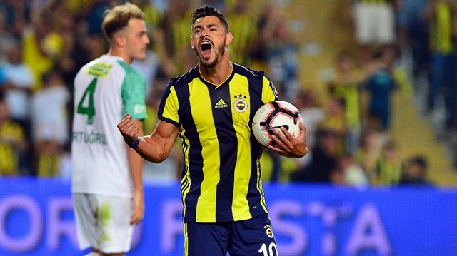 Giuliano, Fenerbahçe'ye 7 milyon euro bedelle transfer olmuştu.