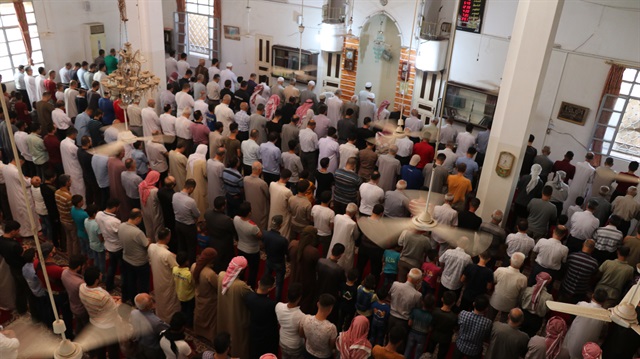 Displaced Syrians in Idlib mark Eid despite hardships
