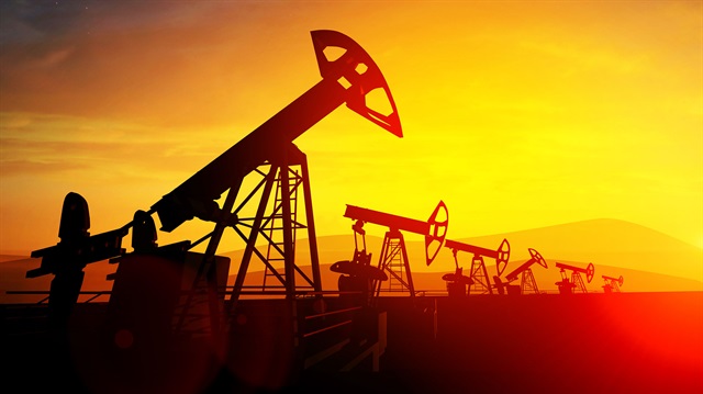 Brent petrolün varili, uluslararası piyasalarda 72 dolar seviyesinde.