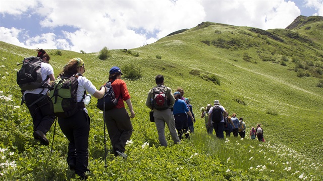 Doğa sporlarına ilgi artıyor.