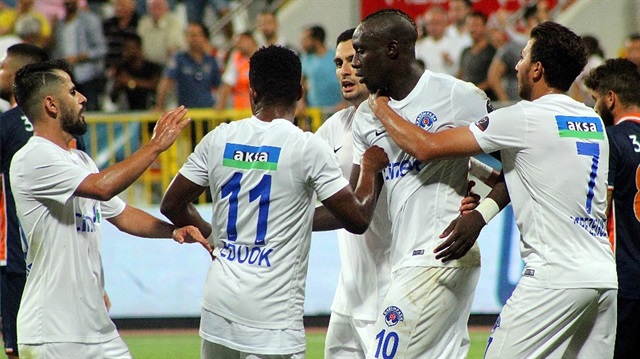 Diagne attığı gollerle Kasımpşa'yı sırtlıyor.