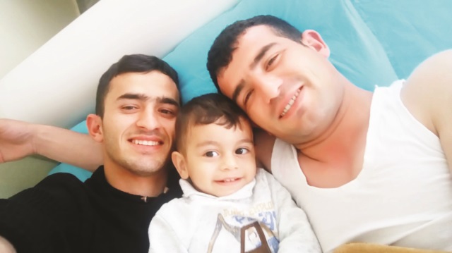 Şehit Yunus Emrah Ateş’ten (sağda) geriye Kurban Bayramı’nın birinci günü oğlu Muhammed ve kardeşi Kemal’le çektirdiği fotoğraf kaldı.
