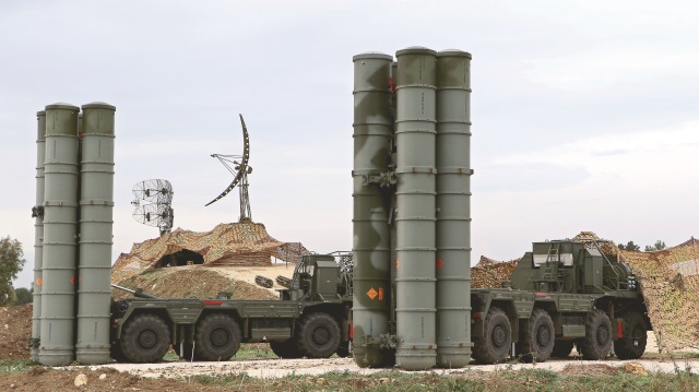 S-400’ler üzerinden yaşanan gerilim konusunda ABD kongre heyeti Ankara'ya geldi.