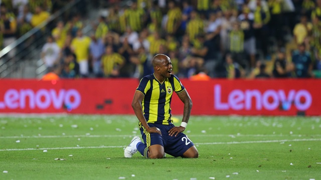 Andre Ayew, Fenerbahçe formasıyla 4 maça çıktı.