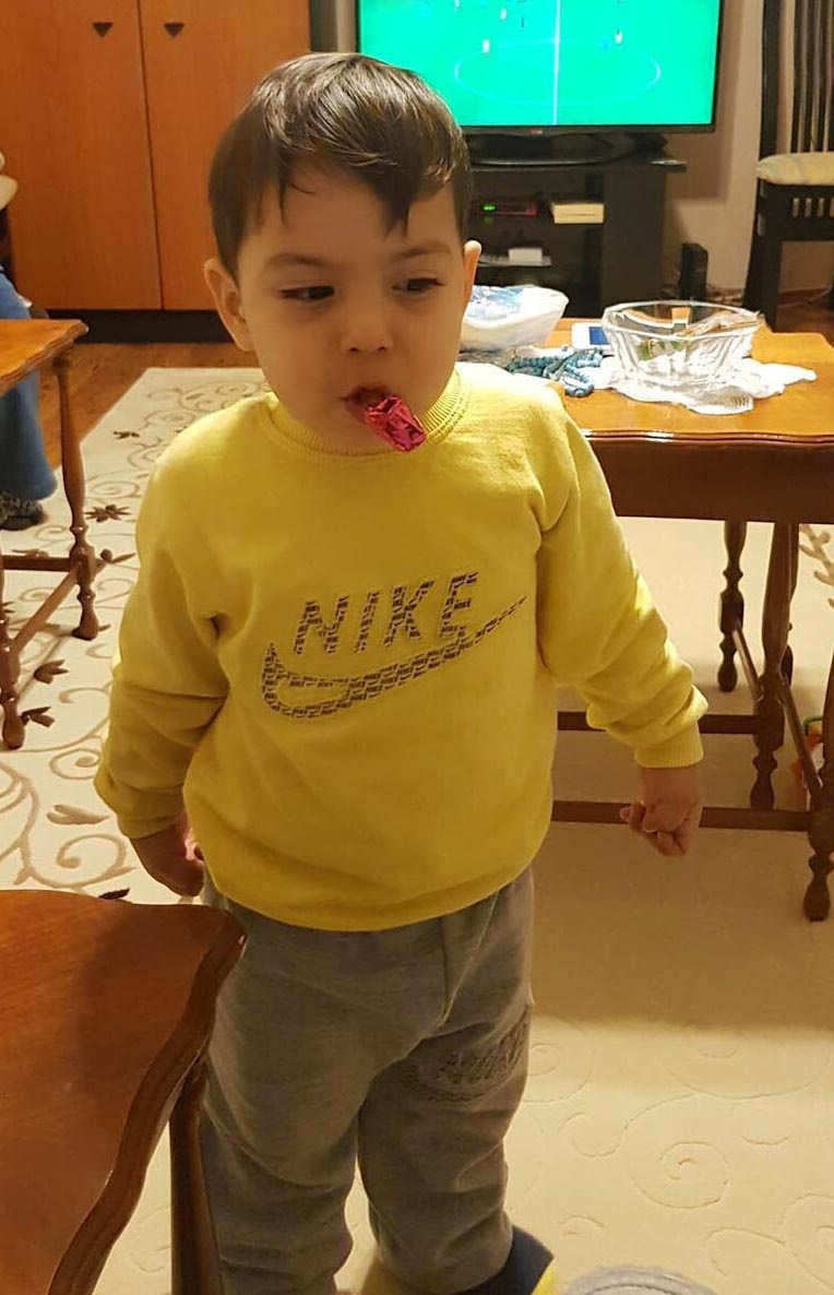 Minik Omer Yasir In Ailesi Yardim Bekliyor