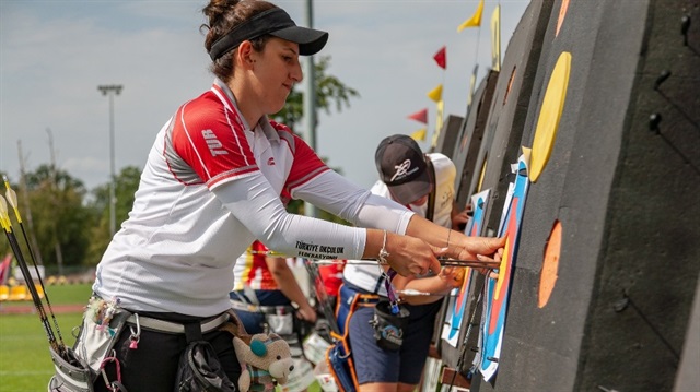 Turkey's women archery team wins gold in Poland