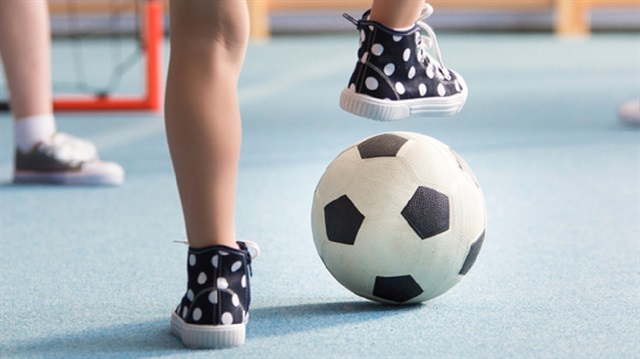 Dünya Sağlık Örgütü; çocukların her gün 60 dakika sportif aktivitede bulunmaları öneriyor.