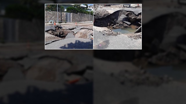 Muğla'da su borusunun patlamasının ardından asfalt çöktü, yolda 5 metrelik göçük oluştu.