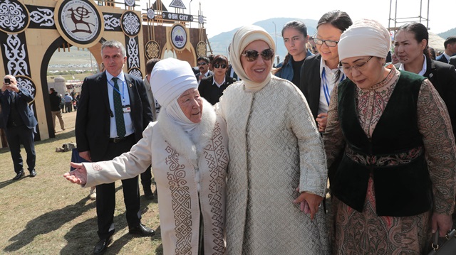 Cumhurbaşkanı Erdoğan'ın eşi Emine Erdoğan, Kırgızistan'da Kırçın Yaylasını ziyaret etmişti.