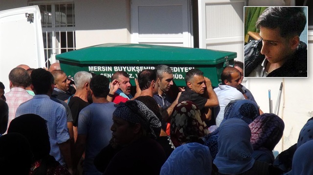 Mersin'de 5 kişinin öldüğü vahşet evinde hayatını kaybeden gencin bu yıl üniversiteyi kazandığı ortaya çıktı.