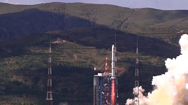 Hayyang-1C uydusunu taşıyan roketin kalkış anı.