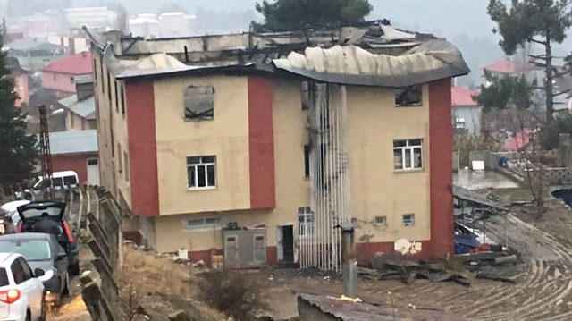 Adana'nın Aladağ ilçesinde bulunan yurtta meydana gelen yangında 12 kişi hayatını kaybetmişti.
