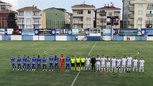 İki ekip Tuzla Belediye Stadı’nda karşı karşıya geldi.