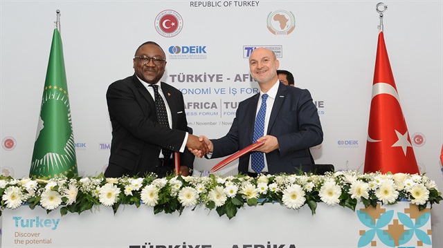 2016 yılında da Türkiye-Afrika Ekonomi ve İş Forumu düzenlenmiş ve çok sayıda Afrikalı iş adamı ve politikacı katılmıştı.