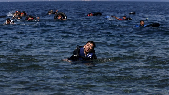 Uluslararası Göç Örgütü'ne göre bu yıl Akdeniz'i geçmeye çalışan 1500'den fazla kişinin boğularak öldü.