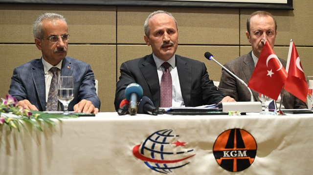 ​Ulaştırma ve Altyapı Bakanı Mehmet Cahit Turhan
