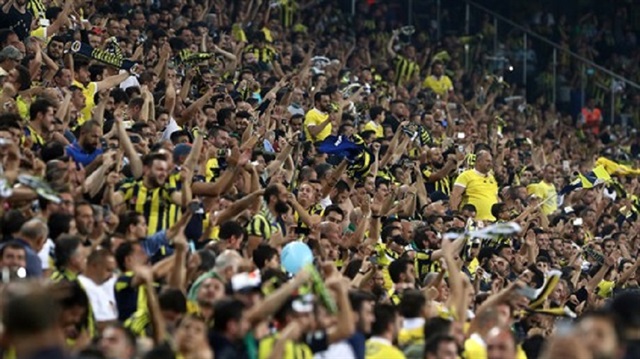 Fenerbahçe, ligde topladığı 3 puanla 13. sırada yer alıyor.