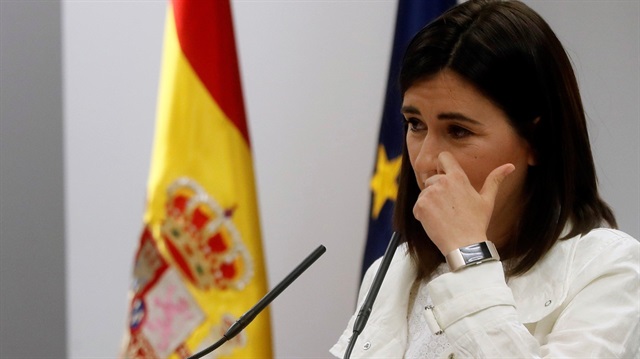 ​İspanya Sağlık Bakanı Carmen Monton, istifa etti. 