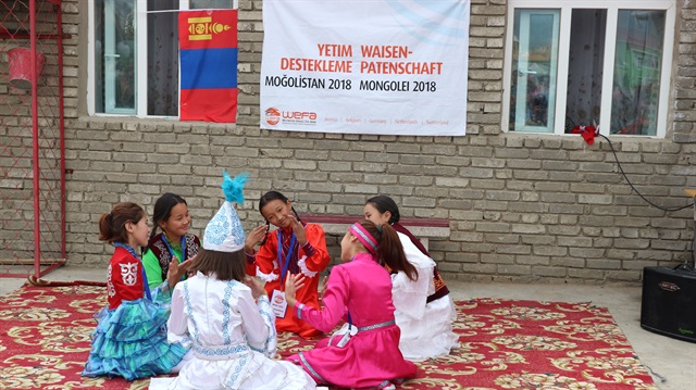 Uluslararası İnsani Yardım Organizasyonu WEFA, Moğolistan'da yetimhaneye ek olarak yapılacak olan kütüphanenin temellerini attı. ​