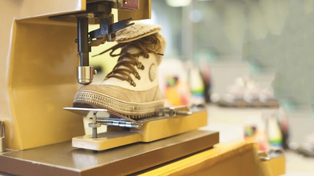 Hammadde fırsatçıları ayakkabı sektörünü krize sürüklüyor
