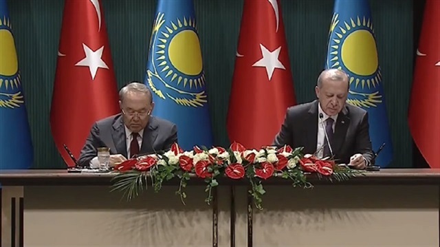 Turkish President Recep Tayyip Erdoğan and his Kazakh counterpart Nursultan Nazarbayev 