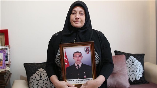 Zeytin Dalı Harekatı sırasında 23 Ocak'ta şehit düşen Piyade Uzman Çavuş Mehmet Muratdağı'nın annesi Sibel Muratdağı
