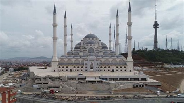 Çamlıca Cami, Türkiye'nin en büyük camisi olacak. 