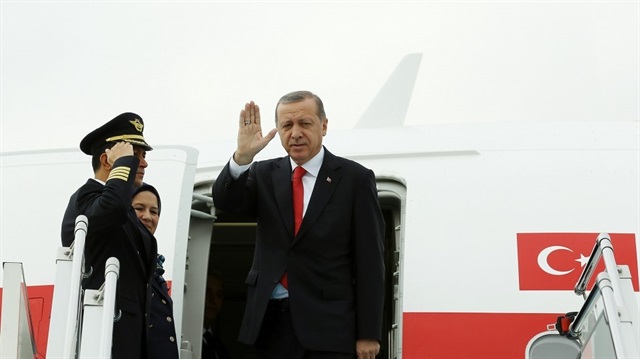 أردوغان أثناء مغادرته من مطار أتاتورك بإسطنبول