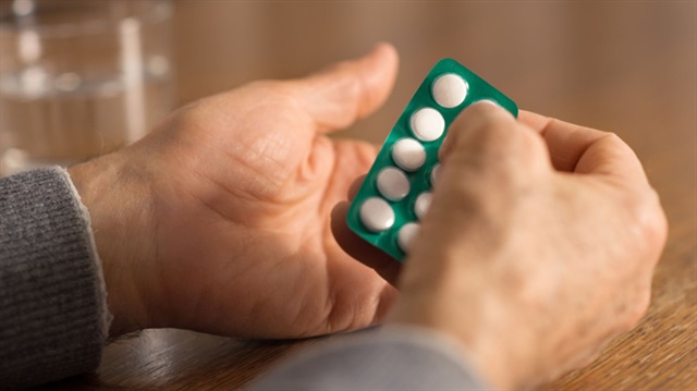 Uzmanlar her gün Aspirin kullananları uyarıyor: Gereksiz!