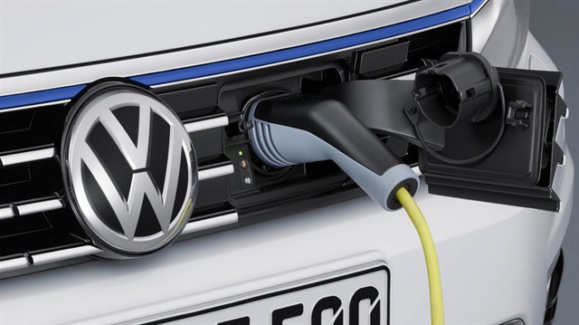 Elektrikli araç üretim çalışmalarına başlayan Volkswagen, 2025 yılında da otonom sisteme sahip elektrikli araçlarını üretmek istiyor.