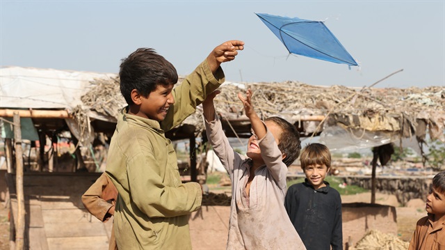 Citizenship for refugees' children in Pakistan

