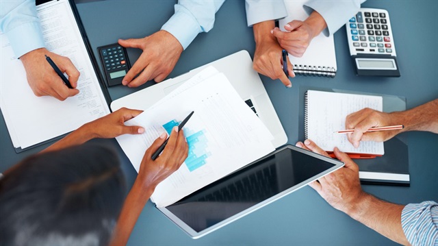 Özel sektörün kredi borcu azaldı.