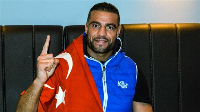 File photo: WBA heavyweight champion Manuel Charr in Istanbul 