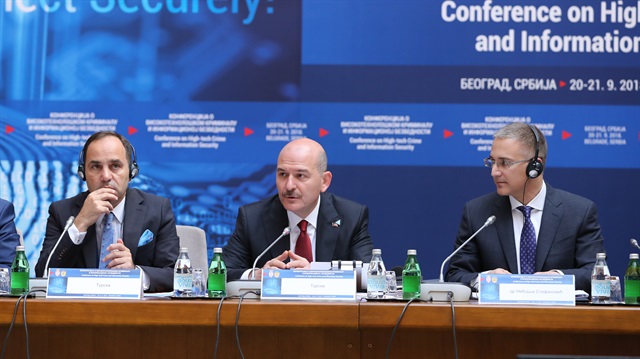 Turkish Interior Minister Suleyman Soylu (C) in Serbia
