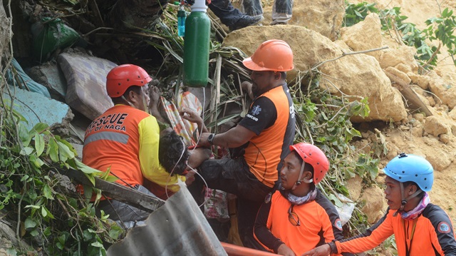 Landslide kills 4 in Philippines