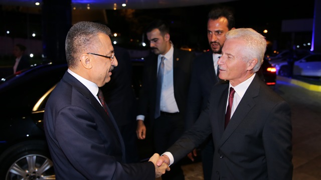 Cumhurbaşkanı Yardımcısı Fuat Oktay, (solda) Malta'nın bağımsızlığının 54'üncü yıl dönümü dolayısıyla Ankara'da bir otelde düzenlenen resepsiyona katıldı. Oktay'ı Malta Büyükelçisi Carmel Vassallo (sağda) karşıladı.