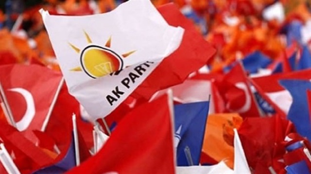 AK Parti, 17 yılda gerçekleştirdiği büyük değişimi vatandaşlara anlatacak. 