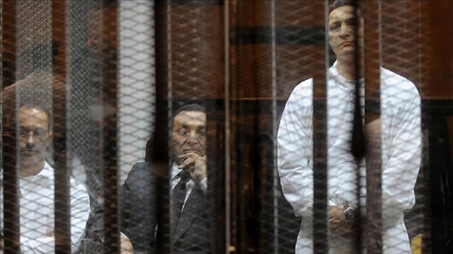 محكمة مصرية تخلي سبيل نجلي مبارك بضمان مالي