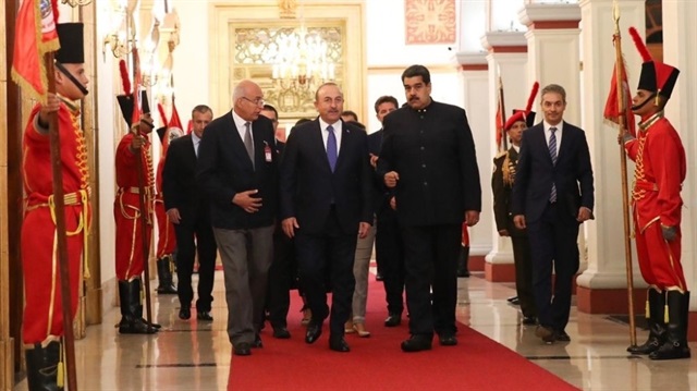 Venezuela Devlet Başkanı Maduro, Diriliş Ertuğrul'un ülkesinde yayınlanması için girişimde bulunacağını da kaydetti.