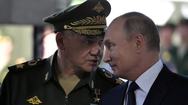 Russian President Vladimir Putin and Defence Minister Sergei Shoigu