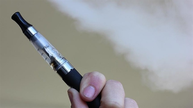 Elektronik sigaranın içindeki nikotin, çocukların beyin gelişimi için çok zararlı.