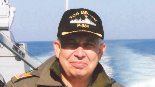 FETÖ'cüler FETÖMETRE’nin mucidi Deniz  Kuvvetleri Kurmay Başkanı Tümamiral Cihat Yaycı’yı hedef alıyor.