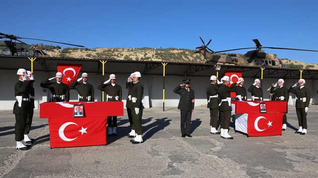 172. Zırhlı Tugay Komutanlığı Çalışkan Hudut Tabur Komutanlığında, şehit korucular için tören düzenlendi.