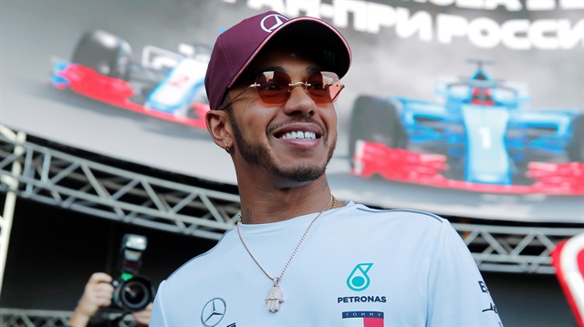  Lewis Hamilton 