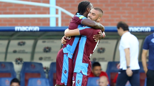 Trabzonspor iki forvetinin attığı gollerle Kasımpaşa'yı 4-2 mağlup etti.