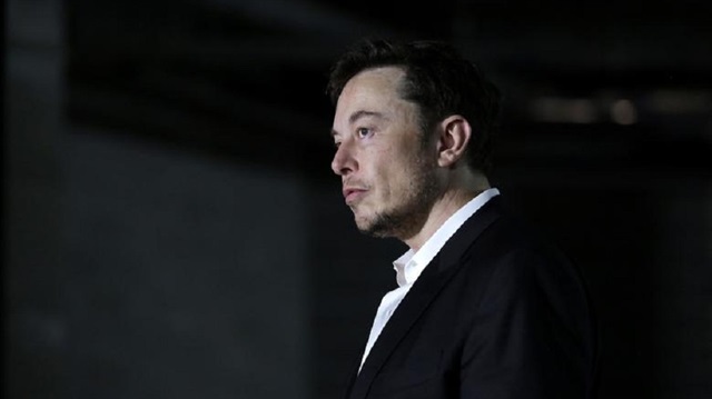 Elon Musk, şirket hisselerini toplamak için yatırımcılara hisse başına, mevcut değerinin beşte bir daha fazlası olan 420 dolarlık ödeme yapmayı teklif edeceğini duyurmuştu.  