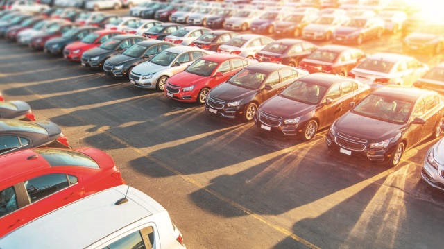 Bu yılın sekiz ayında otomotiv pazarı yüzde 5,7 büyüyerek 12 milyon 871 bin 153'e ulaştı. 